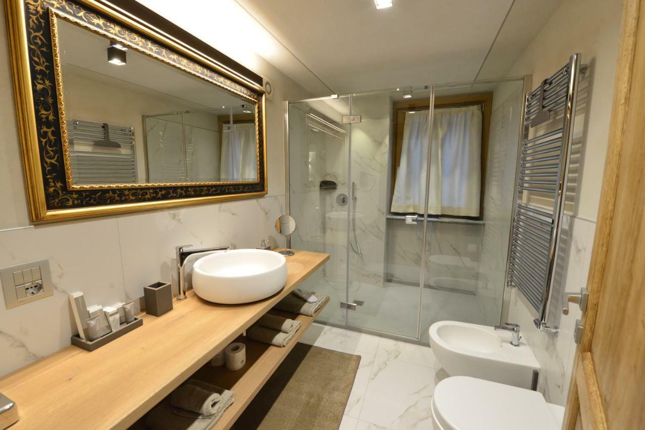 Le Reve Charmant Apartments - Via Sant'Orso,2 Aosta Eksteriør billede