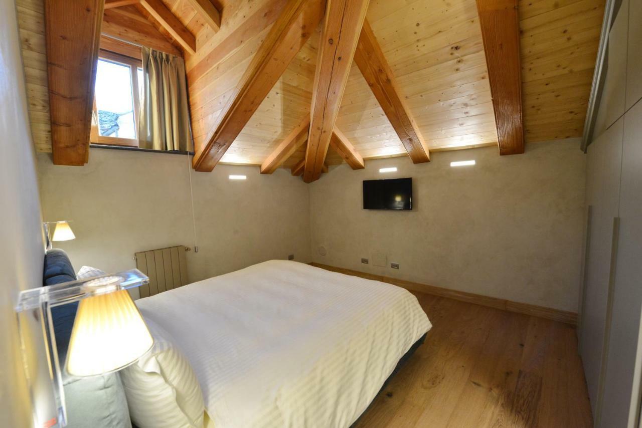 Le Reve Charmant Apartments - Via Sant'Orso,2 Aosta Eksteriør billede